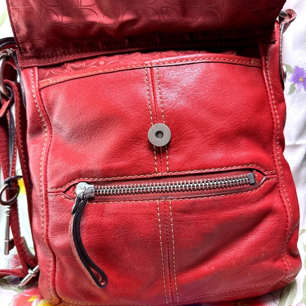 Vintage 90s Fossil Red Genuine Leather Crossbody Organizer Bag 11x11‎